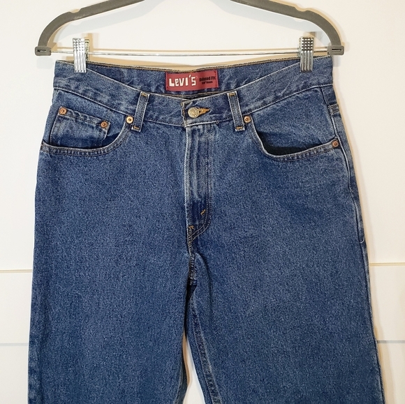 Levi's 550's Relaxed Fit Mid-Rise Blue Jeans 30 X 30 Medium Wash EUC - Picture 4 of 15